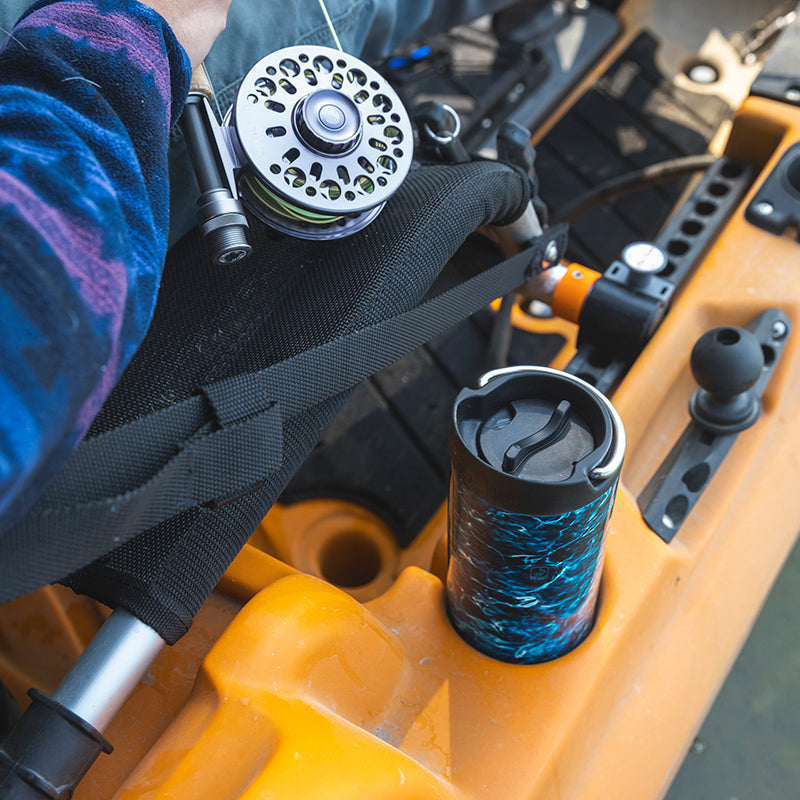 20oz-tkwide-with-cafe-cap-mossy-oak-z5 16oz_tumbler_mossyoak_bass_cafe_kayak_top_square.jpg