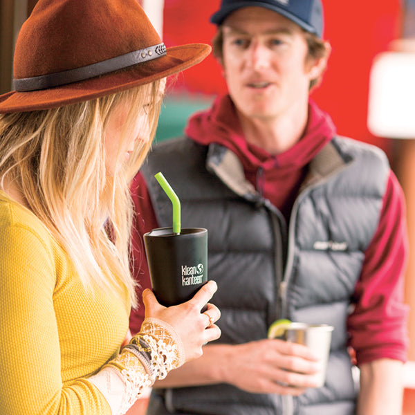 tumbler-straw-lid-with-straw-o9 K16VSSC-SB-guy-girl_style_9a499e23-5b7a-4a0d-b42e-d1b4b02627b2.jpg