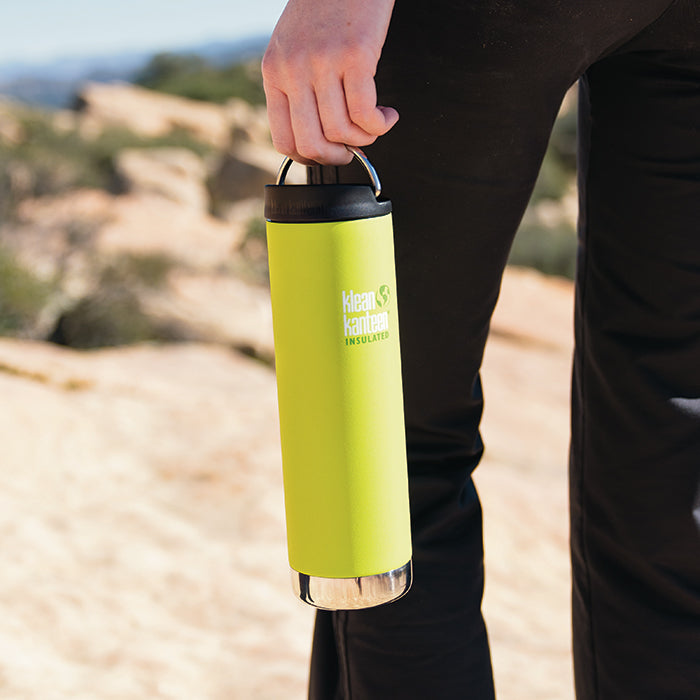 tkwide-cafe-cap-c8 K20TKWPCC-JP-cafecap-loop-hiking_lifestyle.jpg