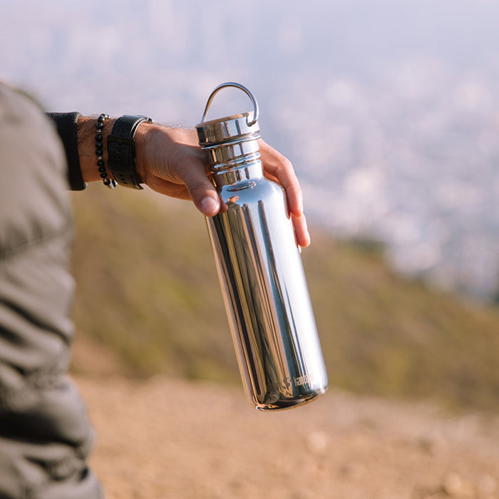 27oz-reflect-with-bamboo-cap-k2 K27SSLRF-MS-BAMBOO_reflect_bottle_hand_lifestyle.jpg