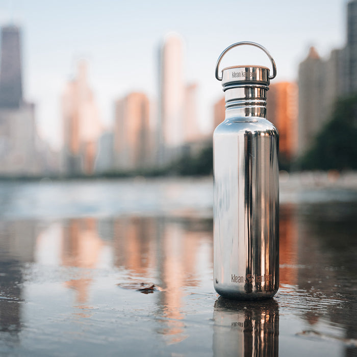 27oz-reflect-with-bamboo-cap-k2 K27SSLRF-MS-BAMBOO_reflecttion_bottle_lifestyle.jpg