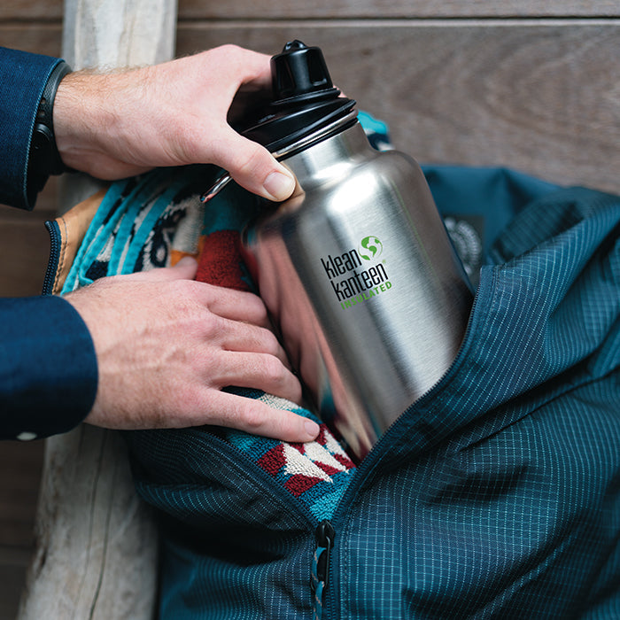 tkwide-chug-cap-e2 K64TKWSSL-BS-Chug-Cap-Out-of-Duffle_lifestyle.jpg