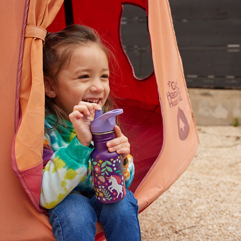 12oz-kid-s-classic-with-flip-seal-sport-cap-y8 kid_sport_flip_seal_12oz_girl_smile_hammock_square.jpg