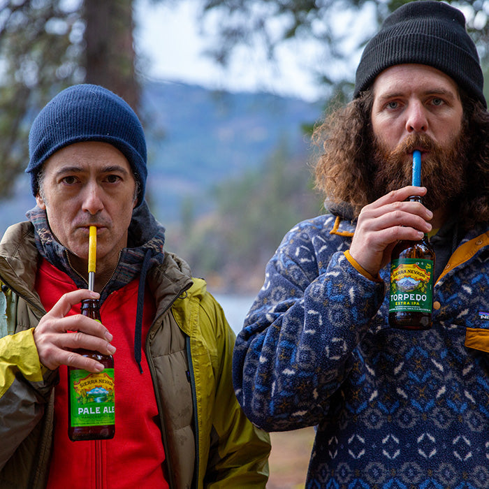straw-4-pack-v6 recycled_steel_straws_beers_dudes_lifestyle.jpg