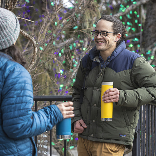 20oz-tkwide-with-cafe-cap-y6 tkwide_20oz_insulated_tumbler_cafe_winter_man_coat_yellow_square.jpg